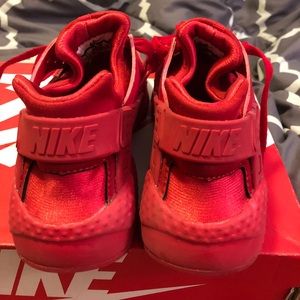 Nike Huraches